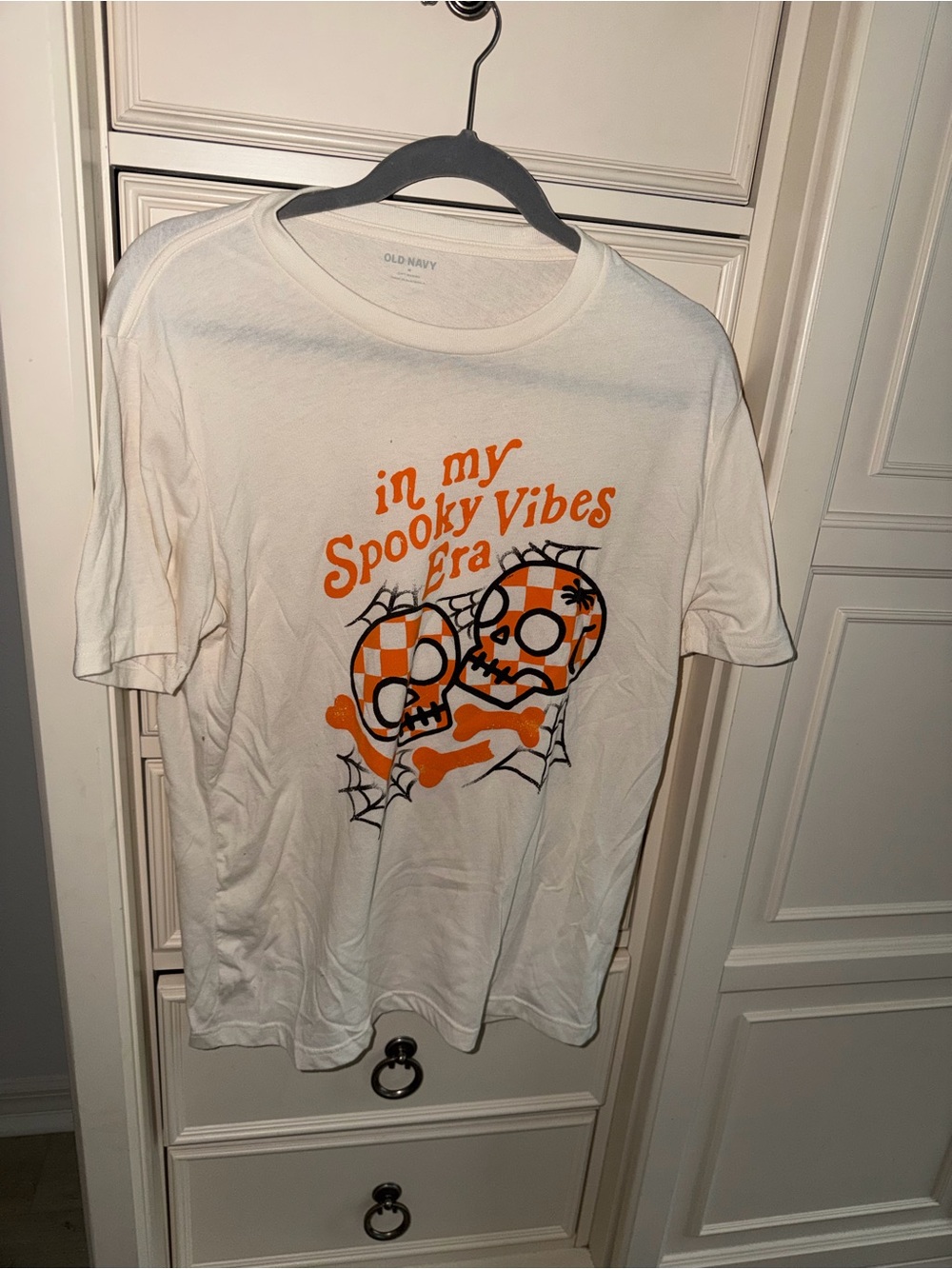 Old Navy White Short-Sleeve Graphic Tee with Orange and Black Skull Print